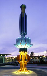 Photo of Shift; a public sculpture at Lynnwood Park and Ride